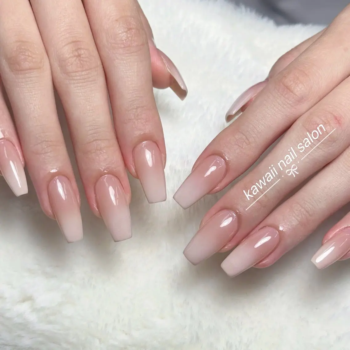 ネイル ドット フレンチネイル 韓国ネイル マグネットネイル オフィスネイル Kawaii Nail Salonのネイルデザイン