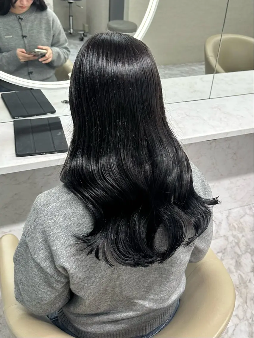 セミロング ヘアカラー PINQ byangelicaのヘアスタイル