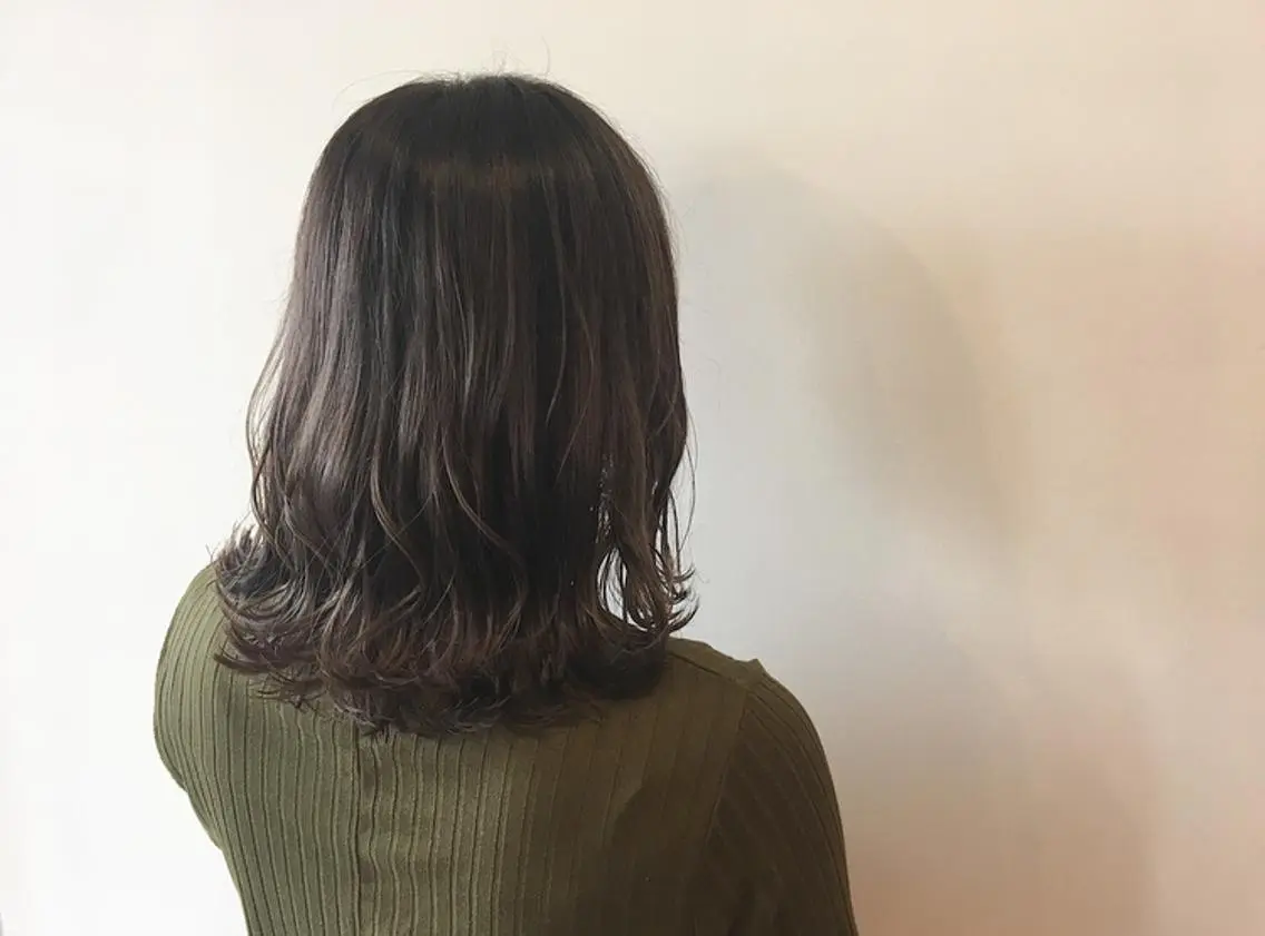 ミディアム カラー アッシュ アッシュグレー バイオレットカラー ヘアカラー 鈴木 翔梧のヘアスタイル