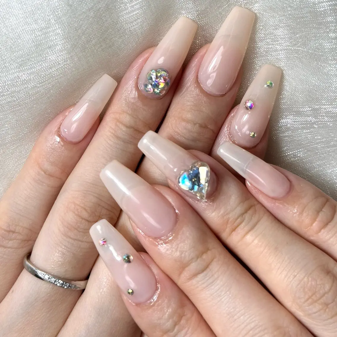 ネイル ハンドネイル salon Hush Hushのネイルデザイン
