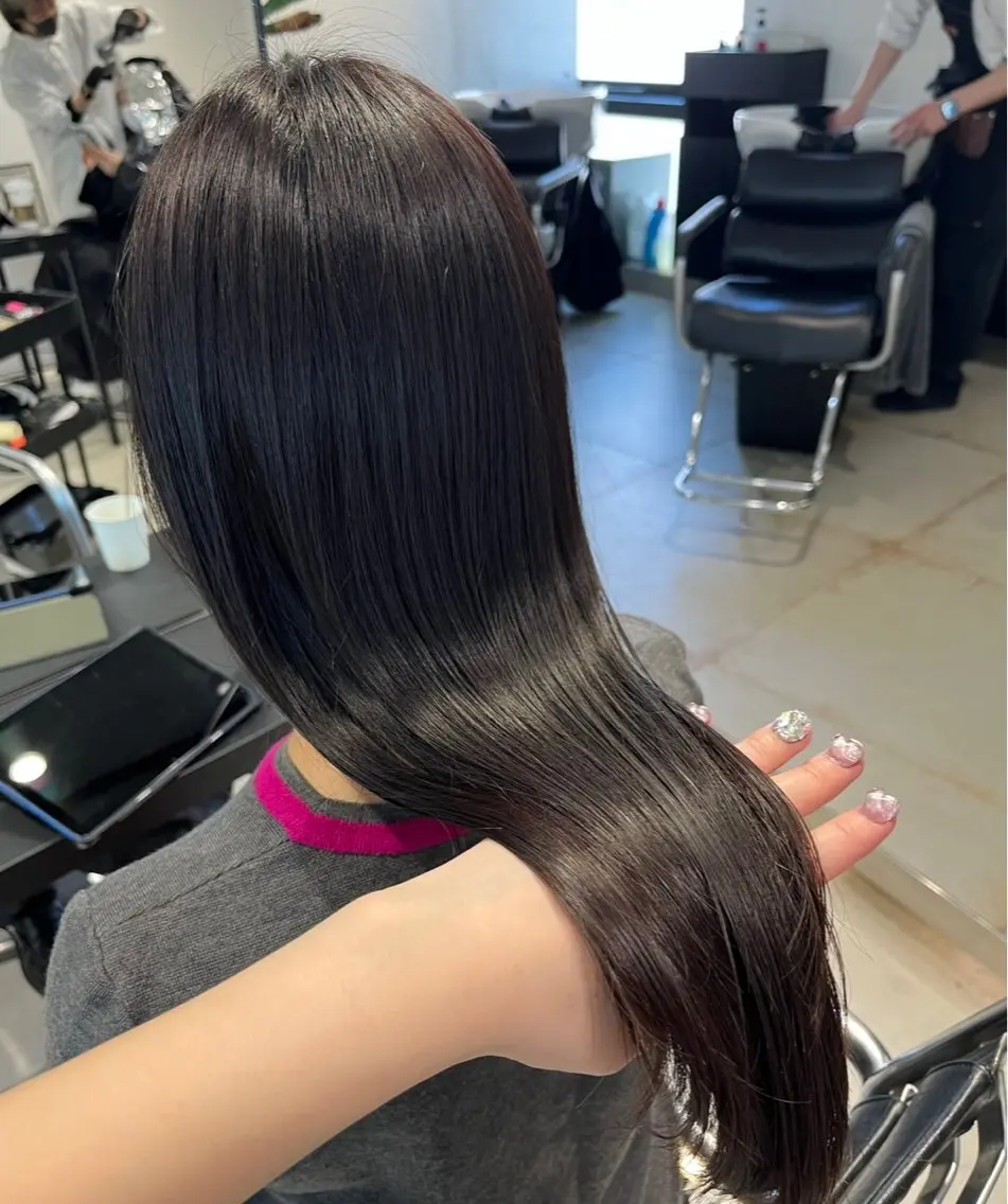 ロング カラー パーマ ヘアアレンジ カット ヘアカラー トリートメント ヘアセット 透明感/オリーブ/ グレージュ/YUKAのヘアスタイル