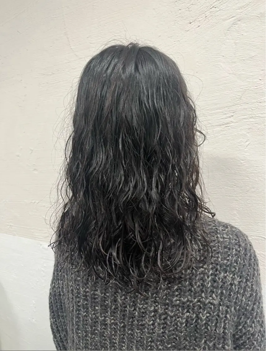 ロング パーマ 🍓艶髪/艶カラー しんたに🌈のヘアスタイル