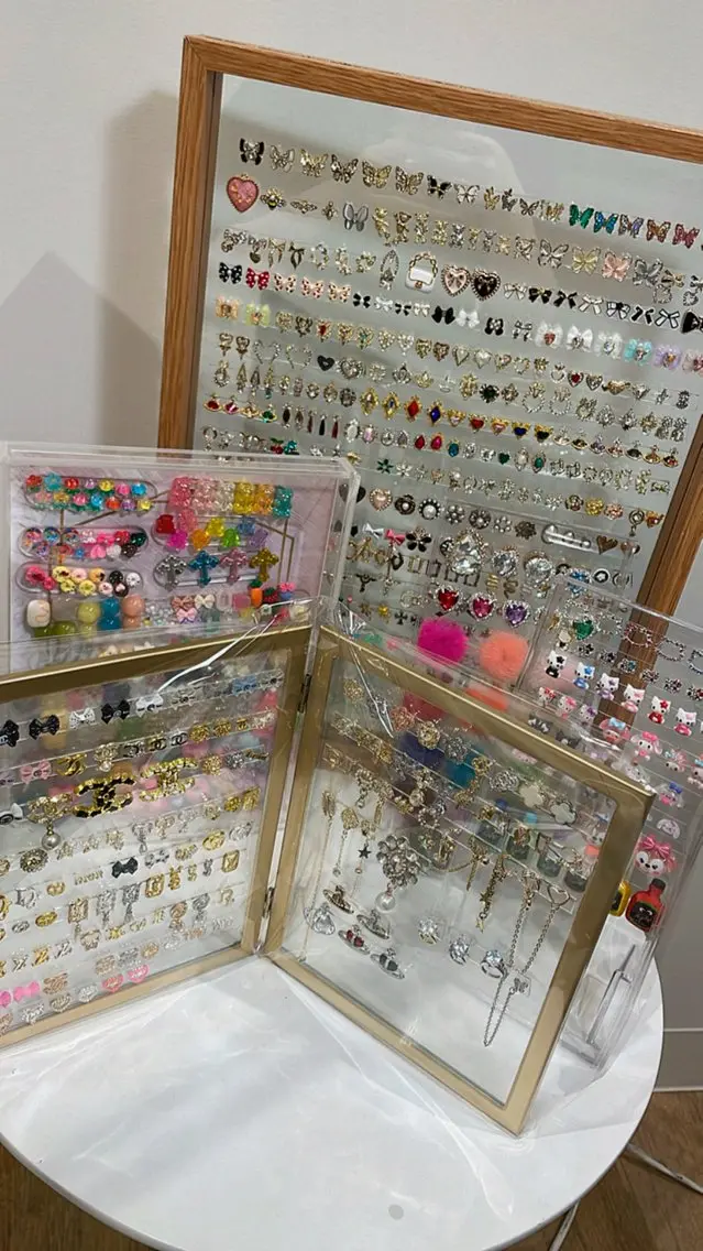 ネイル 長さ出し ラメ(グリッター) RICO Nail パーツつけ放題🌈のネイルデザイン