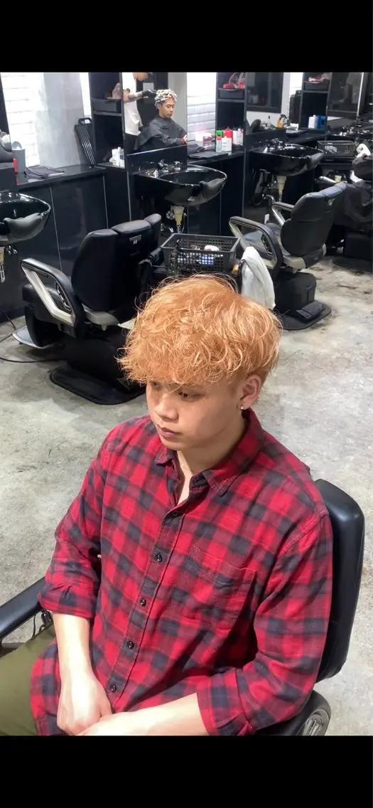 【ご新規様限定】カット+ブリーチ+透明感抜群メンズヘアカラーの写真