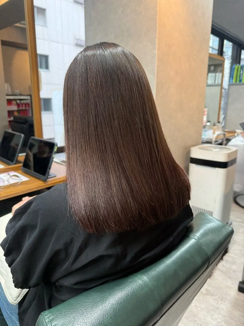 セミロング カット 縮毛矯正 トリートメント Repose日本橋 室町のヘアスタイル