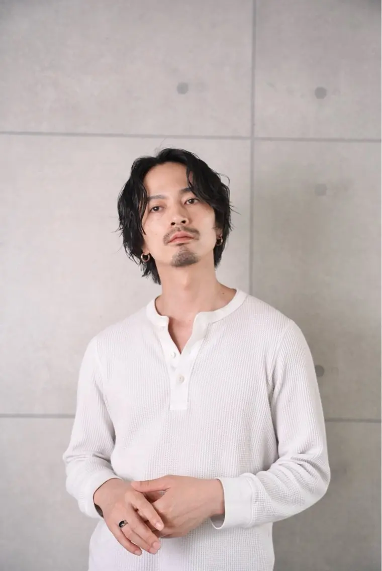 ミディアム パーマ メンズ カット パーマ ヘアセット メンズ専門🔥代表 山田　パーマ大人気◎のヘアスタイル