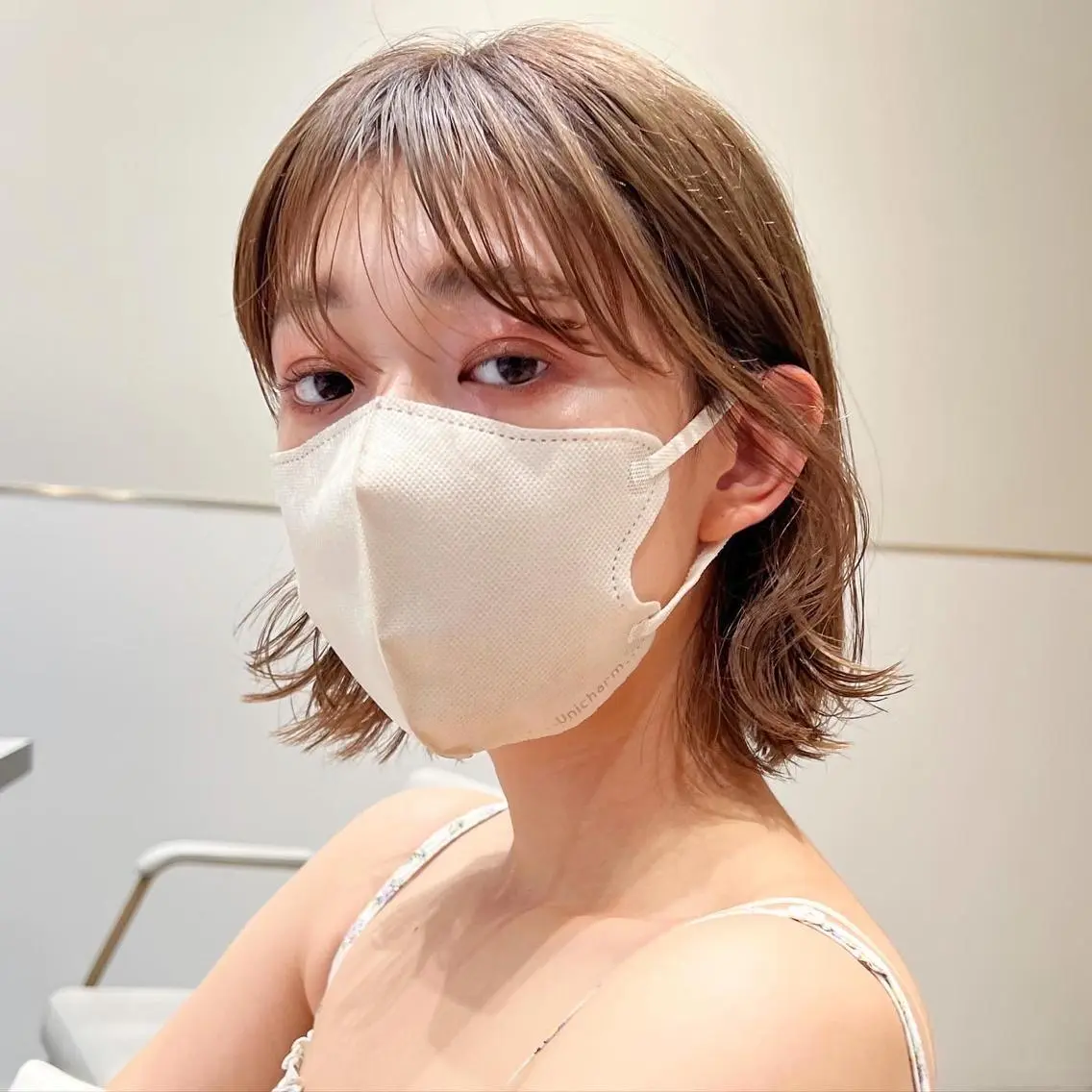 ミディアム カラー ベージュカラー 透明感カラー グレージュ ボブ カット ヘアカラー トリートメント レイヤー専門家 ダブルカラー修のヘアスタイル