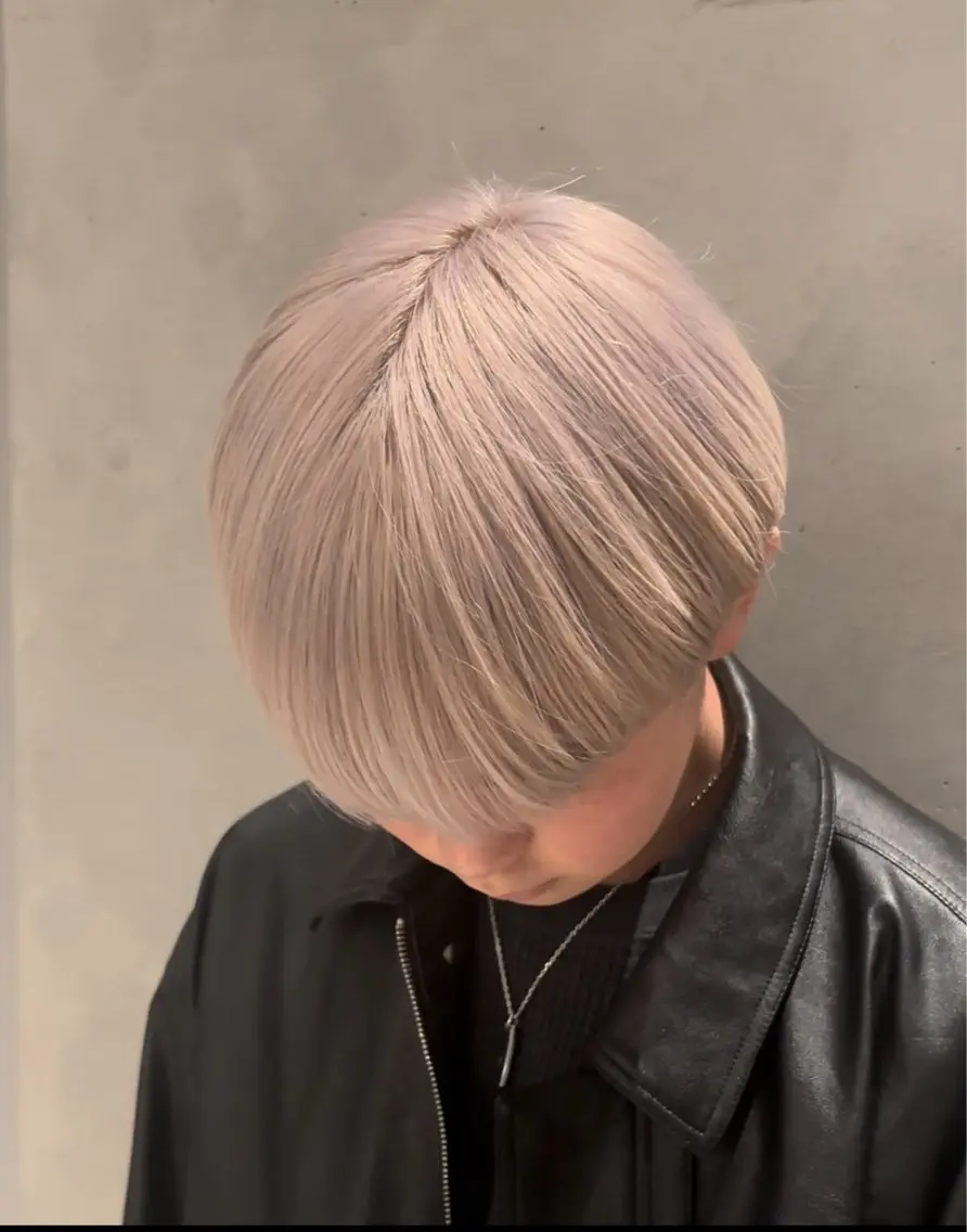ショート カラー メンズ メンズブリーチ ブリーチ 落ちる黒 森崎雄斗のヘアスタイル