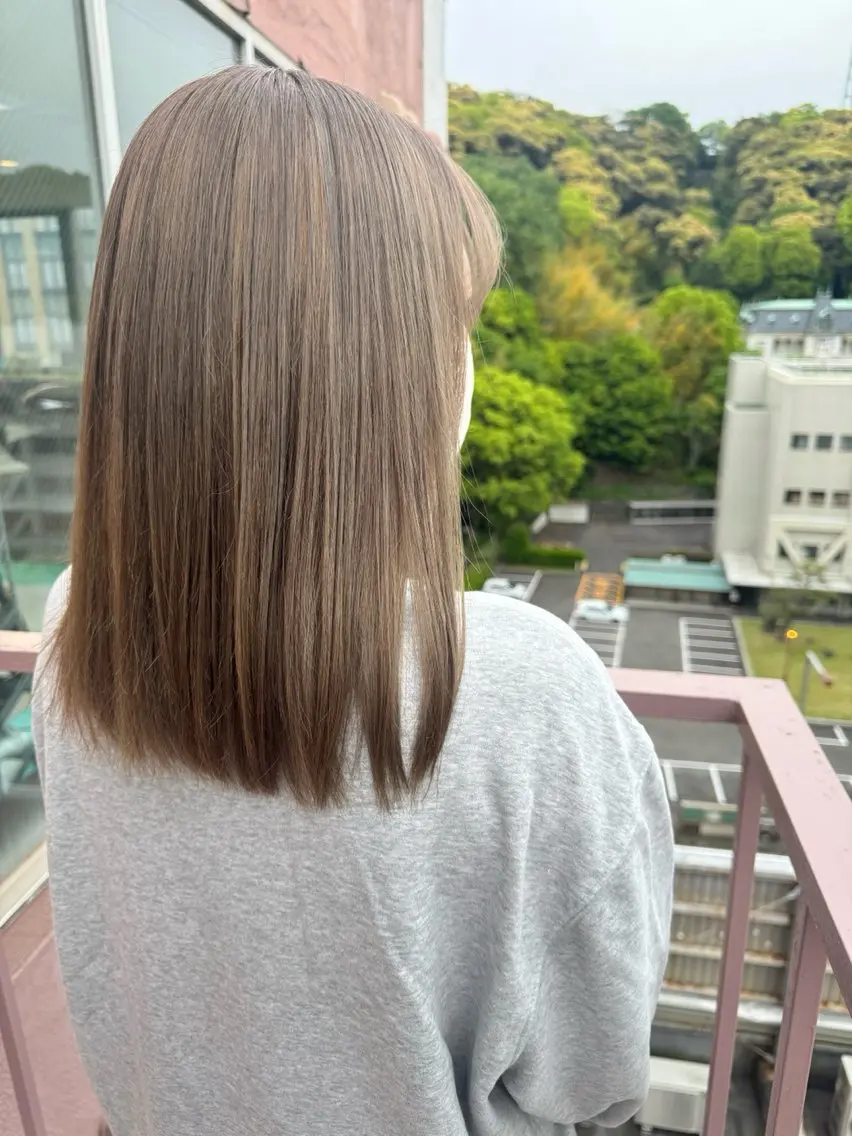 セミロング カラー ベージュカラー ミルクティーベージュ ヘアカラー Viage （ビアージュ）のヘアスタイル