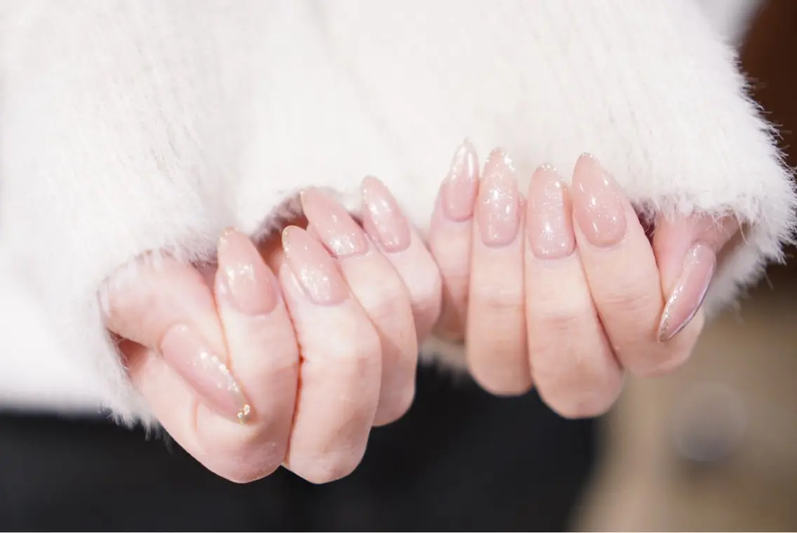 ネイル ラメ(グリッター) ワンカラーネイル ハンドネイル mochi. nail🌿のネイルデザイン