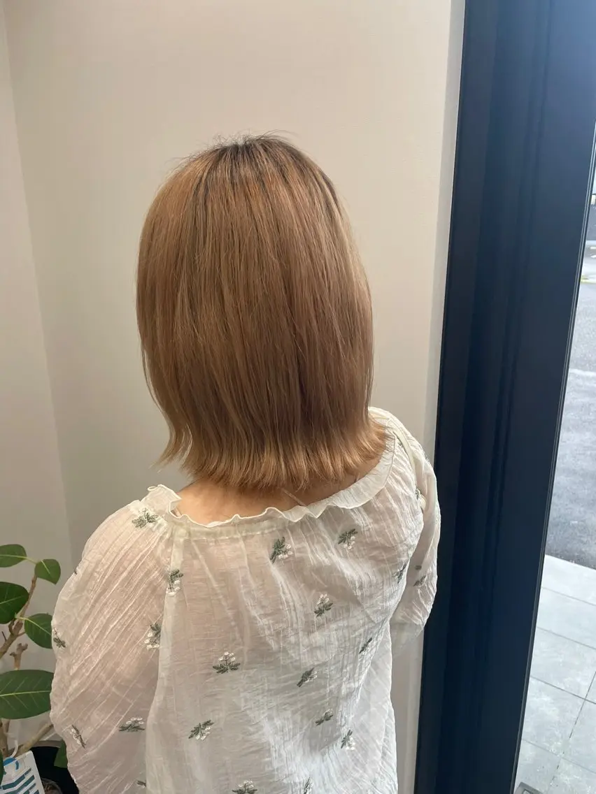 ミディアム 金澤 美怜のヘアスタイル