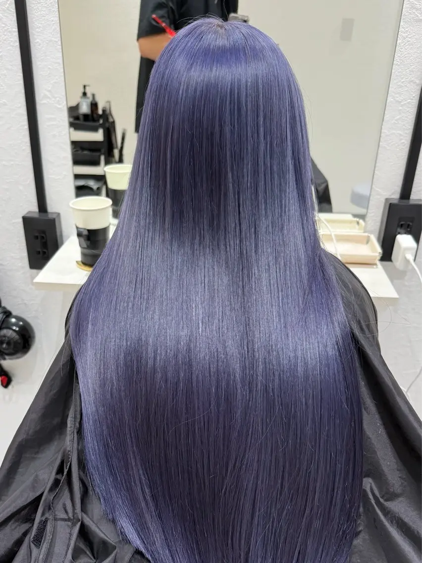 ロング カラー ヘアカラー 𝐑𝐀𝐈𝐇𝐀 /カラーモデル🤍のヘアスタイル