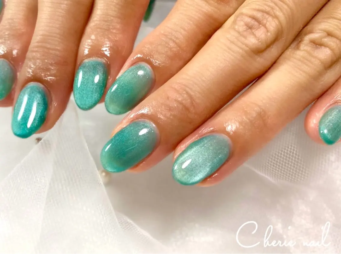 ネイル ジェルネイル キラキラネイル マグネットネイル ワンカラーネイル 夏ネイル Cherienail yunaのネイルデザイン
