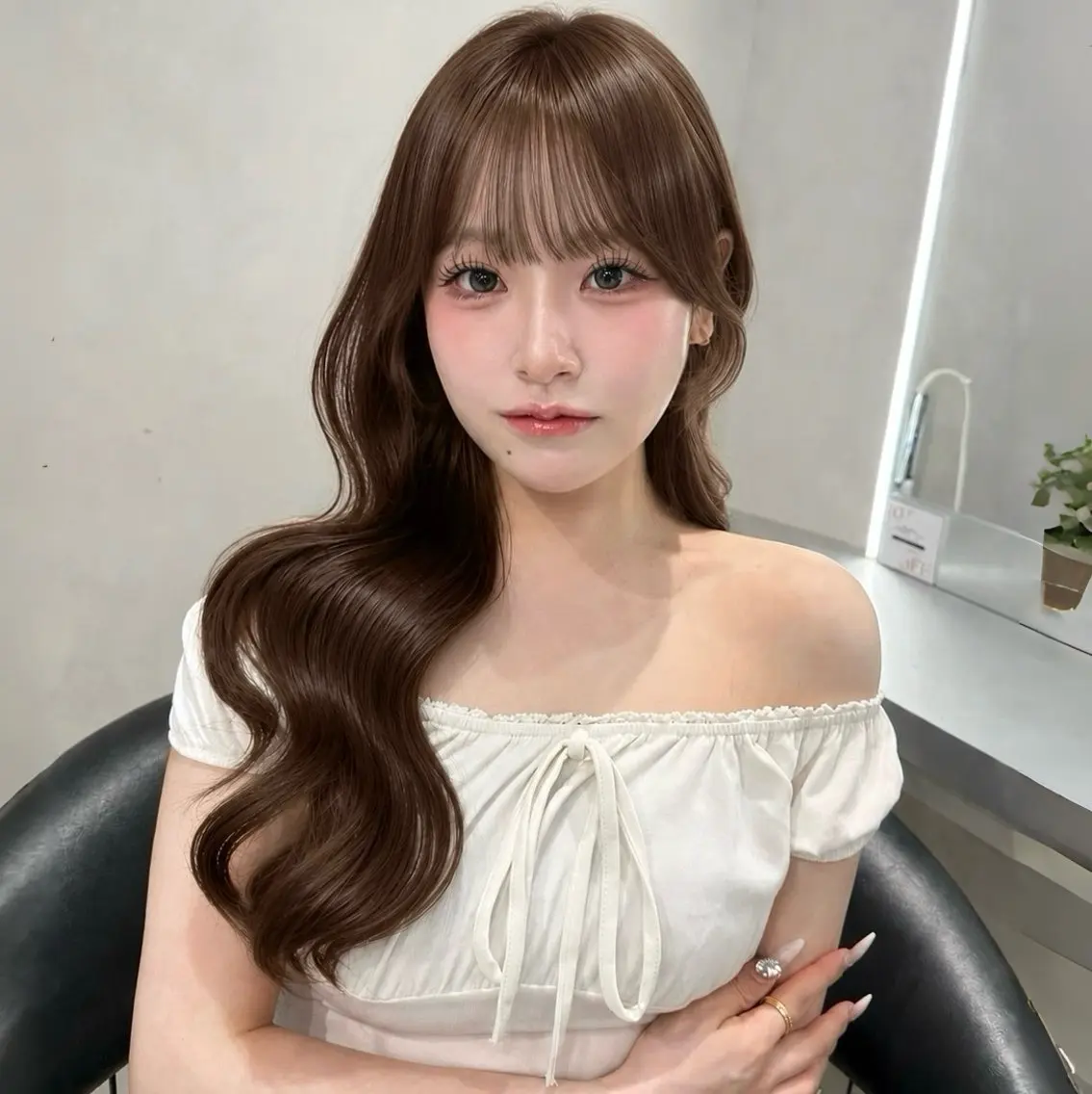 【🎀伸ばしてる方必見🎀】プレミアムケアカラー＋髪質改善Aujua TR 💆🏻‍♀️話題の超音波アイロン付き🌈の写真