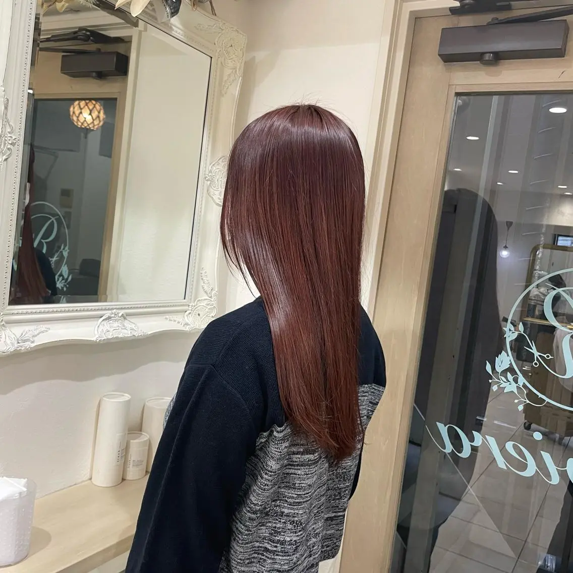 ロング カラー ブリーチ ブリーチなしカラー ピンクカラー レイヤーカット 小顔カット ミルクティーベージュ /三村克彦のヘアスタイル