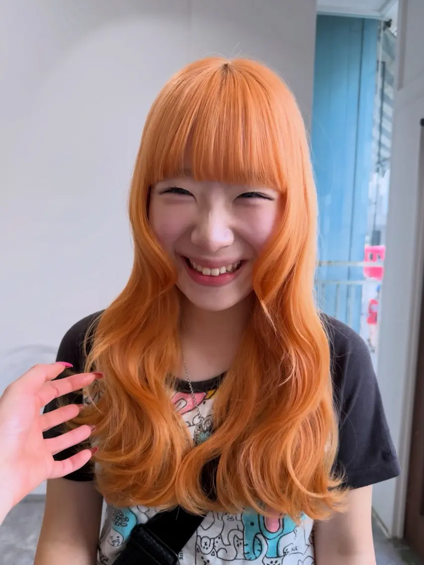 セミロング カラー オレンジ ヘアカラー 金澤 希空のヘアスタイル
