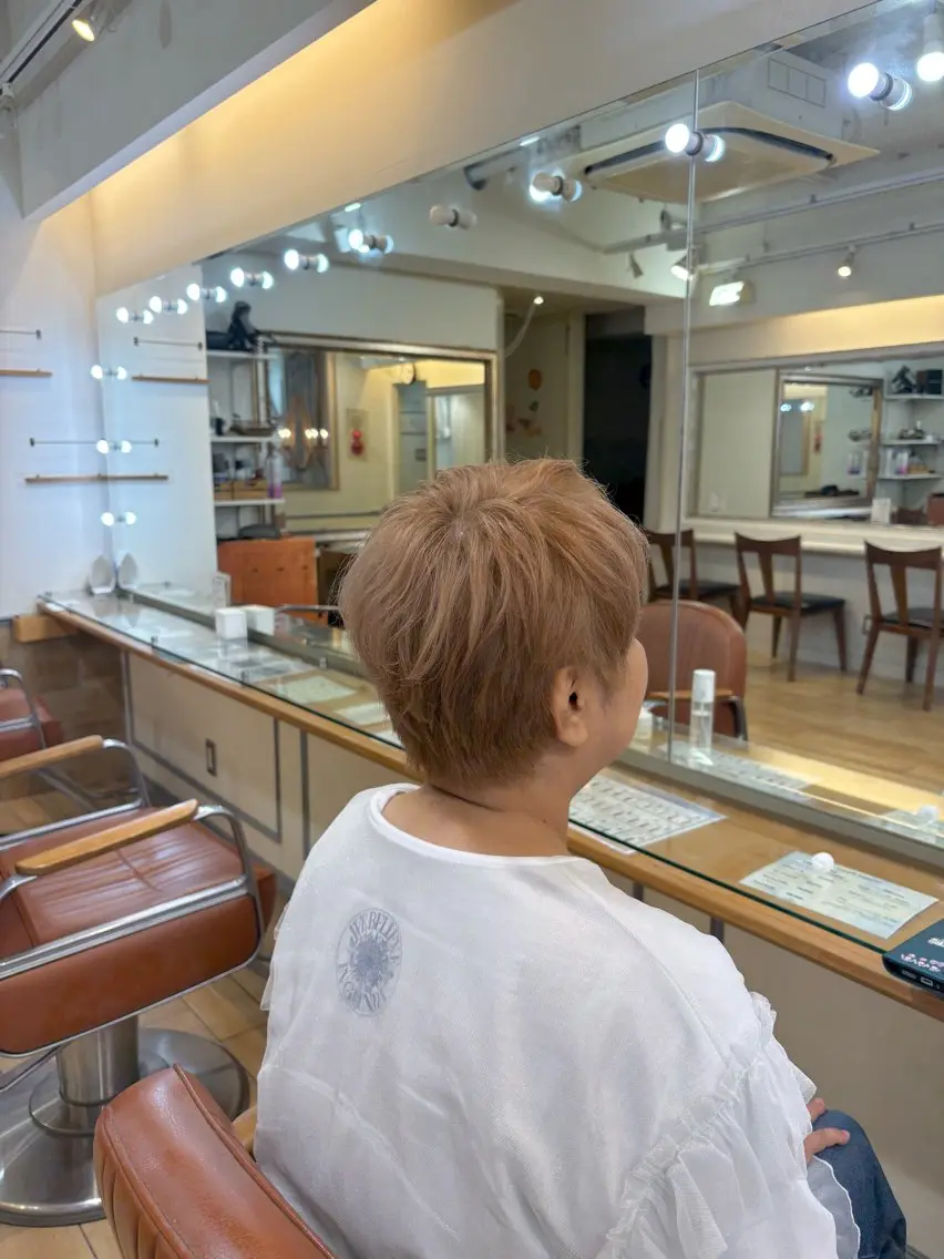 ショート カラー ベリーショート ハイトーンカラー ショートヘア カラー/ブリーチ✨ ヘアセット/コハルのヘアスタイル