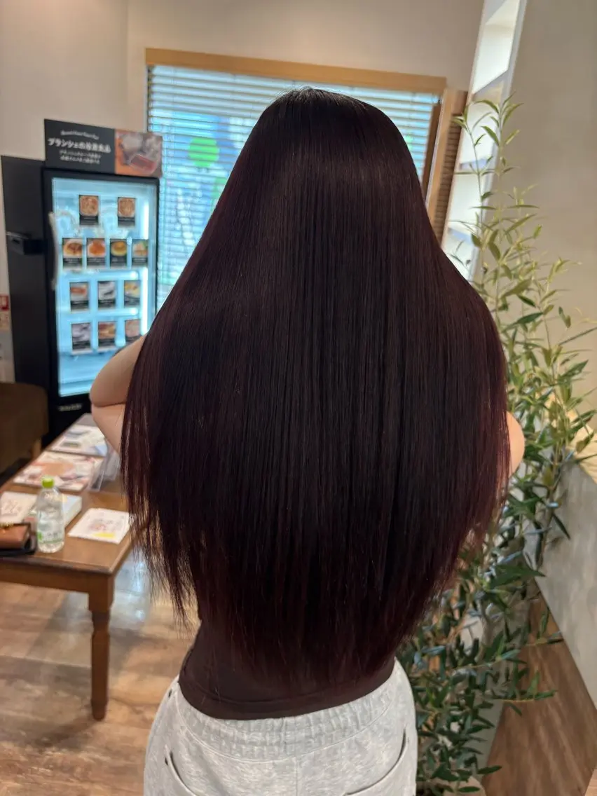 ロング カラー ブリーチ ブリーチなしカラー レッドカラー カット ヘアカラー トリートメント 高見堂 光のヘアスタイル