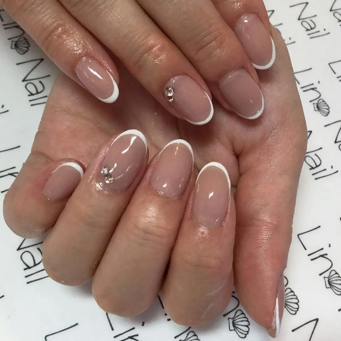 ショート ミディアム セミロング ネイル フレンチネイル Lino Nail sekitomiのネイルデザイン