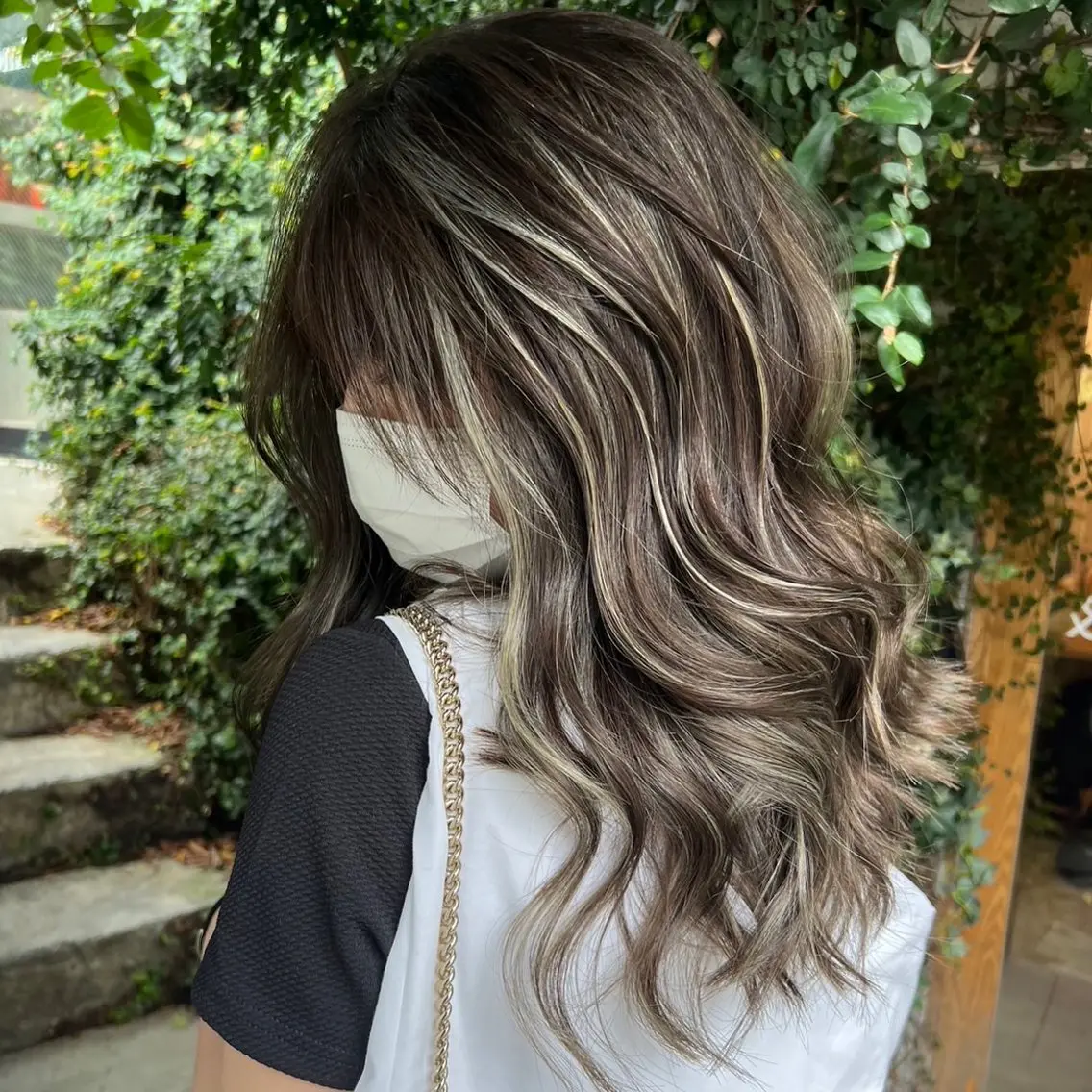 ロング カラー ヘアカラー 小林 楓香のヘアスタイル