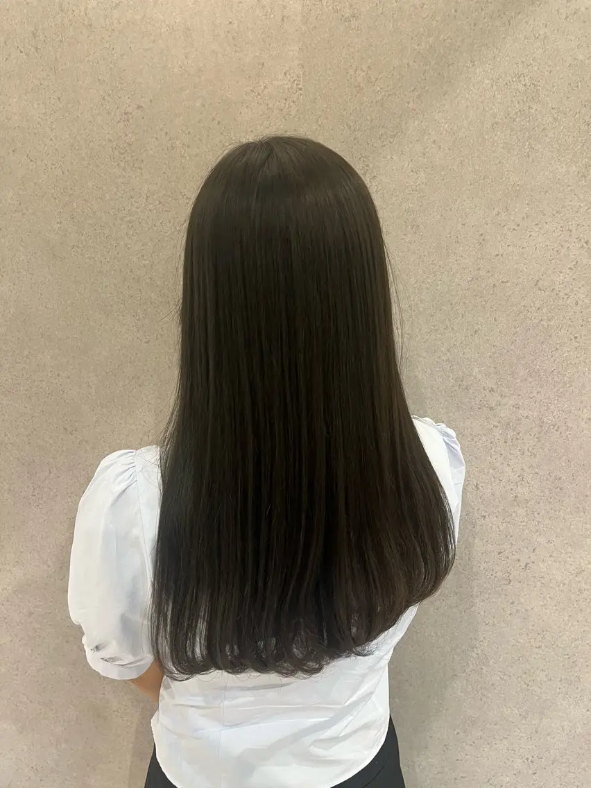 ロング カラー 相田 佳乃のヘアスタイル