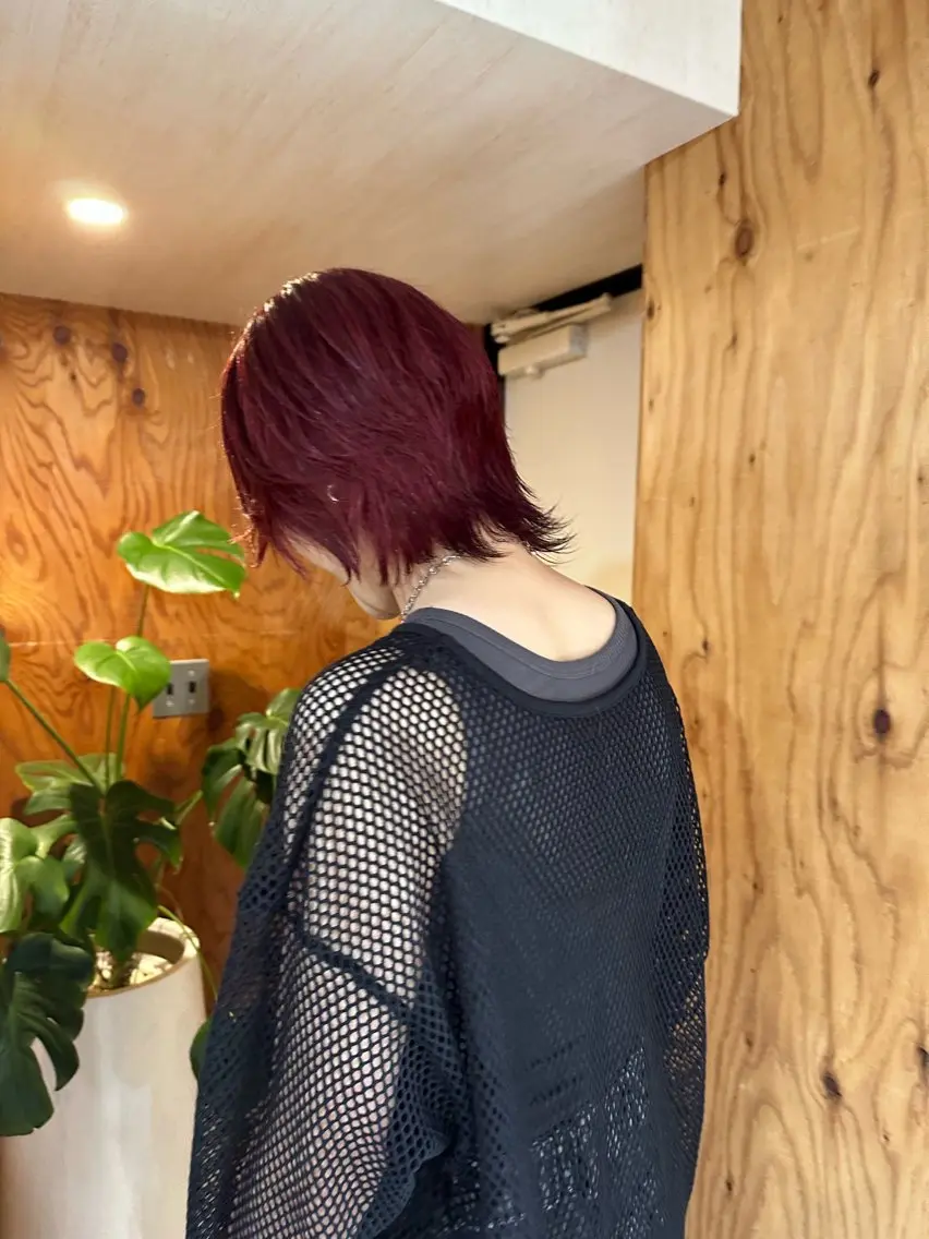 ミディアム カラー 伊藤 友香のヘアスタイル