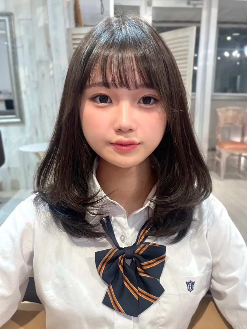 セミロング カラー パーマ ヘアアレンジ 透明感カラー グレージュ くびれヘア 韓国風ヘア 似合わせカット カット トリートメント レイヤーカット ✨️進藤ひかりのヘアスタイル