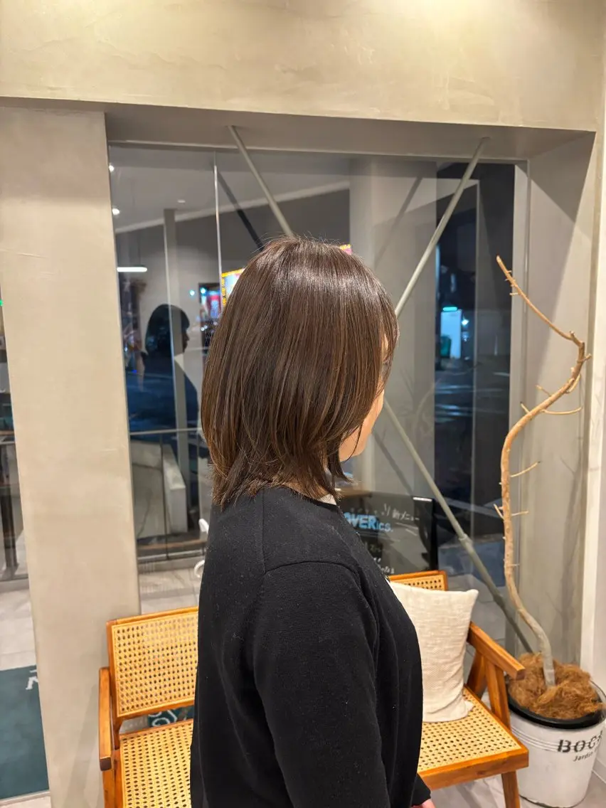 ミディアム ミディアムレイヤー レイヤーカット Ships HANAのヘアスタイル