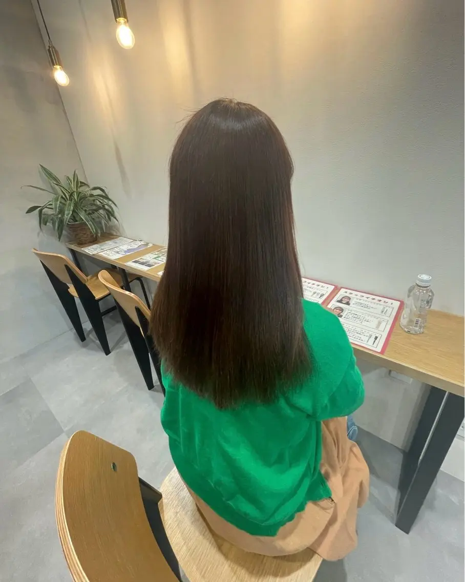 「縮毛矯正」+「ケアトリートメント」の写真