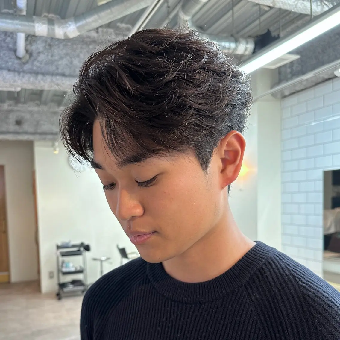 ショート パーマ メンズ フェザーパーマ メンズパーマ カット パーマ トリートメント JINKIメンズ特化 メンズカットパーマのヘアスタイル