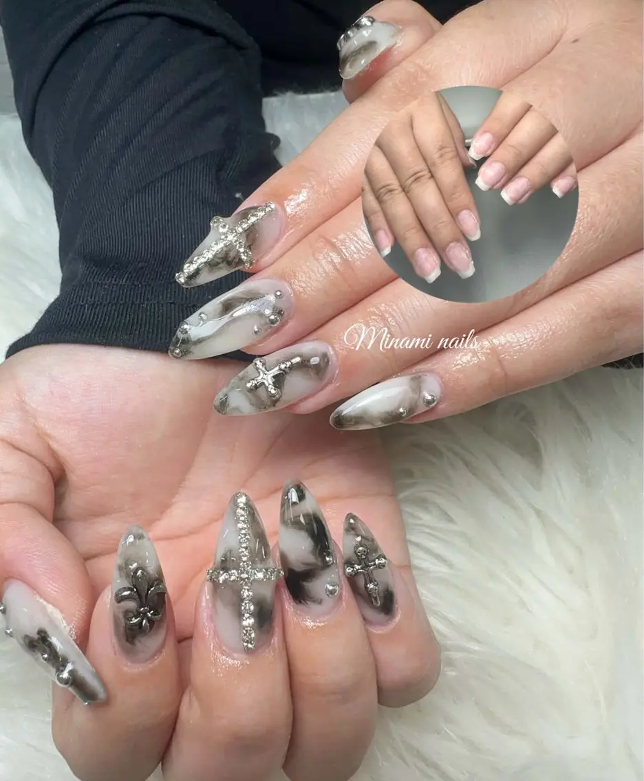 ネイル アートネイル ガーリー キラキラネイル 韓国ネイル マグネットネイル ハンドネイル Minami Nailsのネイルデザイン