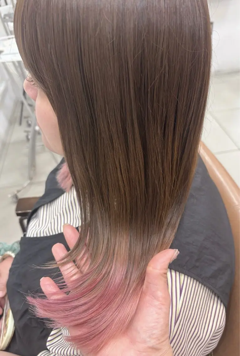 ミディアム カラー グラデーションカラー レイヤーカット ヘアカラー トリートメント 頭皮×髪質改善 透明感カラー💎中村のヘアスタイル