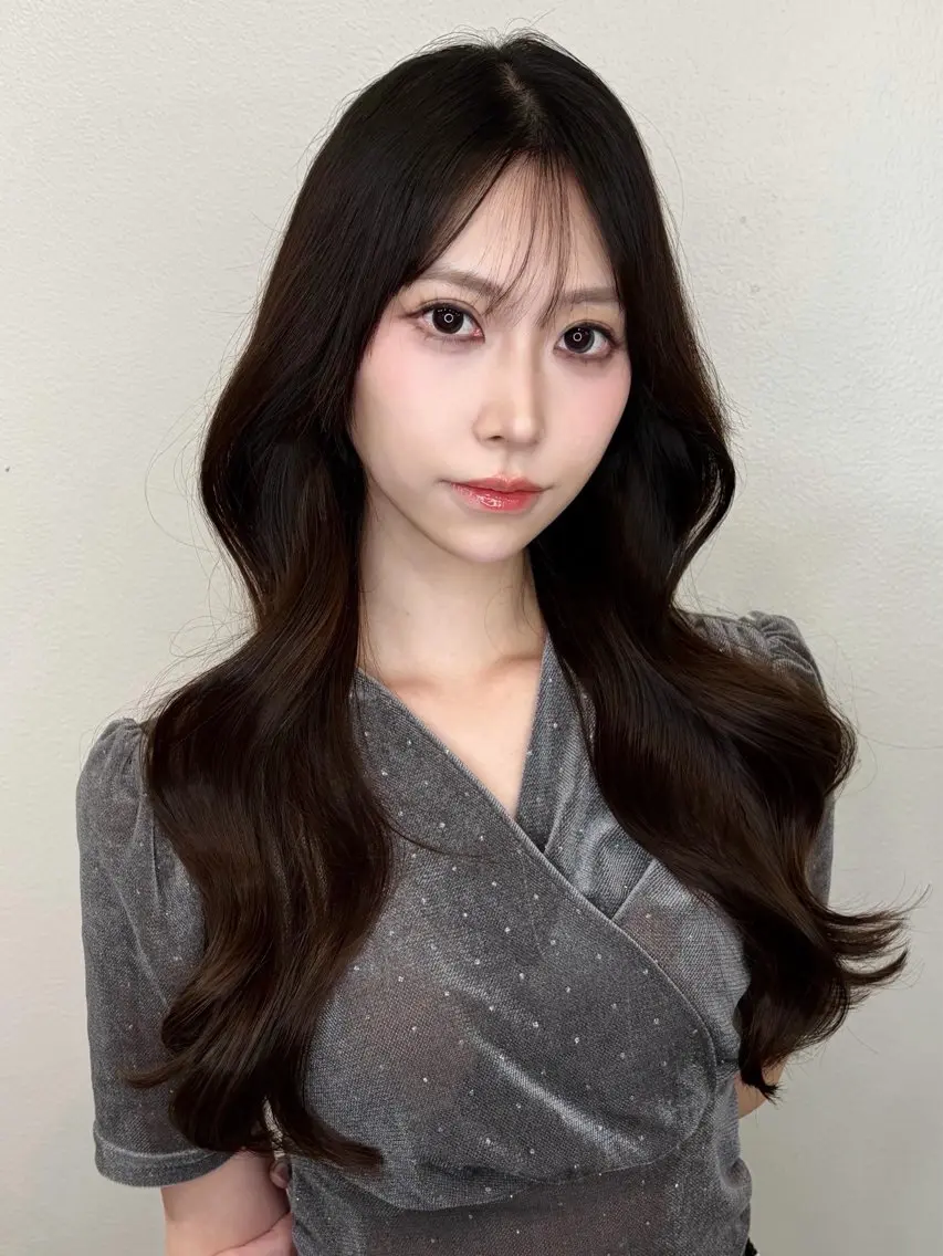 ロング カラー 艶/髪質改善/ 透明感/comomoのヘアスタイル