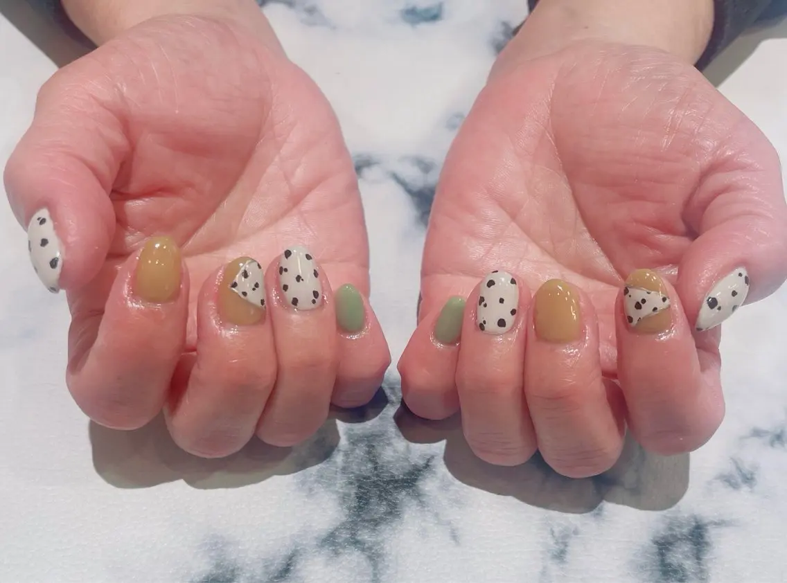 ネイル ハンドネイル 奥田 加奈子のネイルデザイン