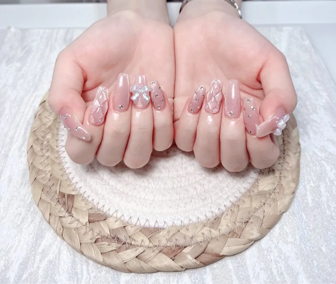 ネイル ハンドネイル uu ネイルサロン関内🌼のネイルデザイン