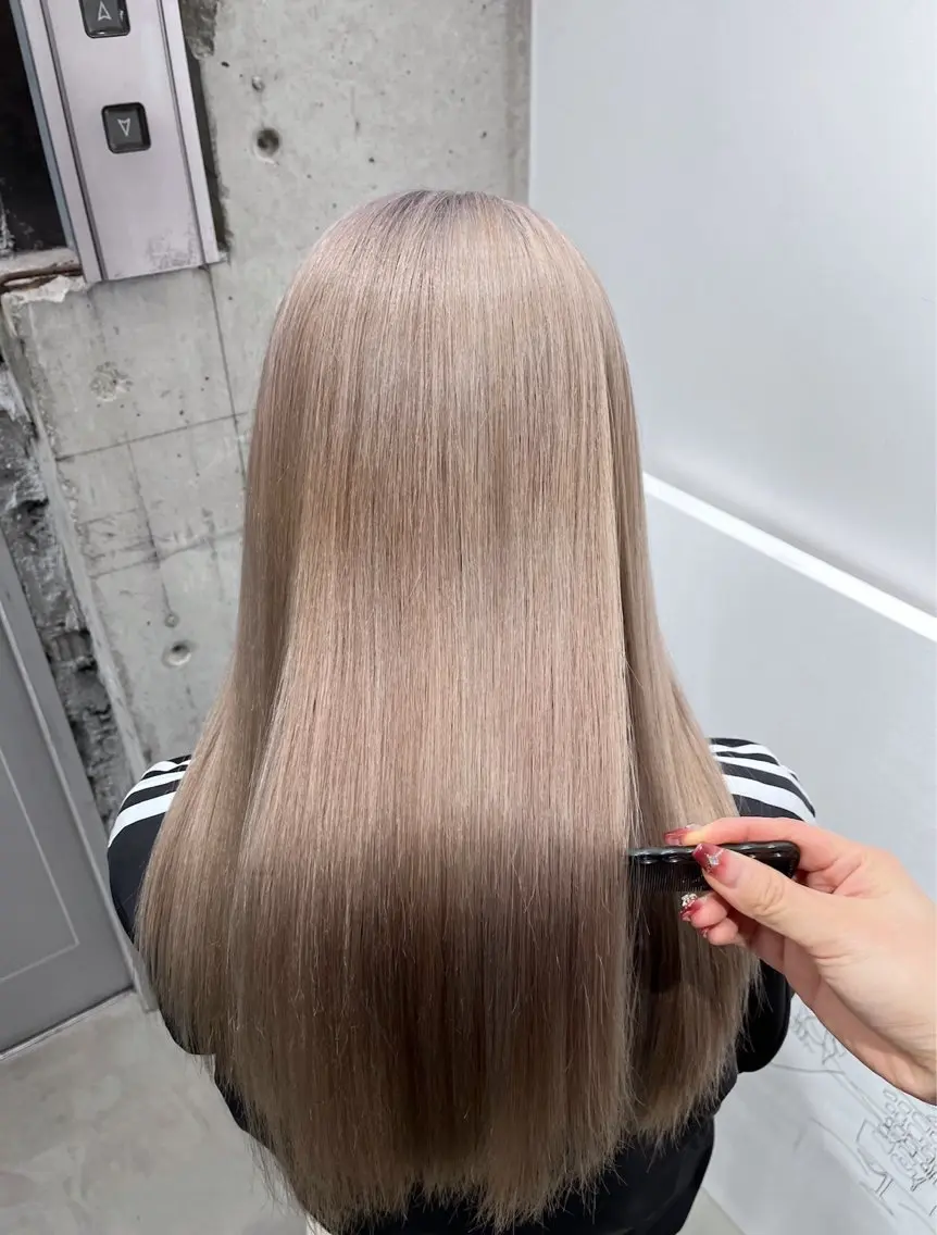 ロング カラー カット ヘアカラー トリートメント newi 天王寺 🪐airiのヘアスタイル