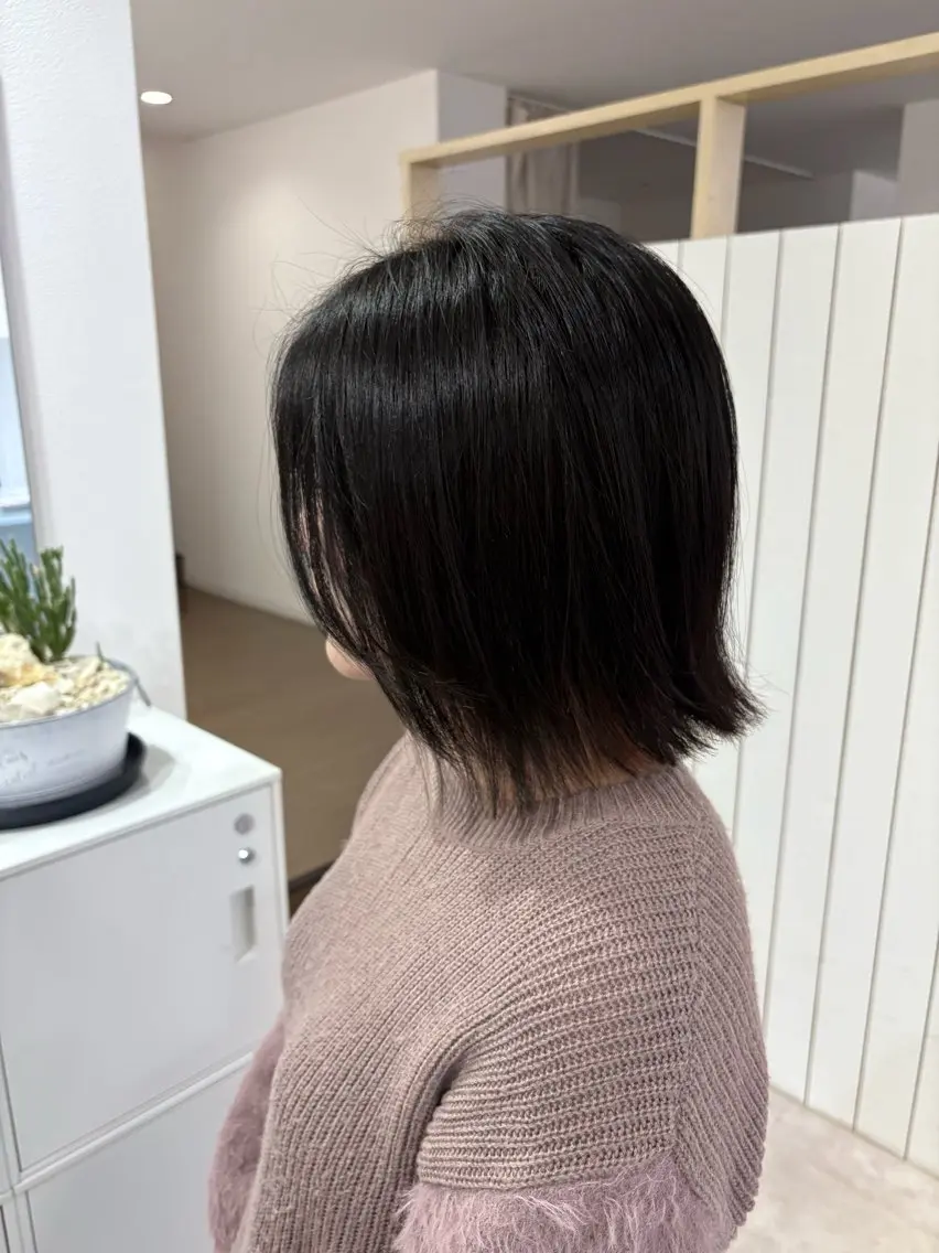 ミディアム ボブ 小泉 萌詠のヘアスタイル