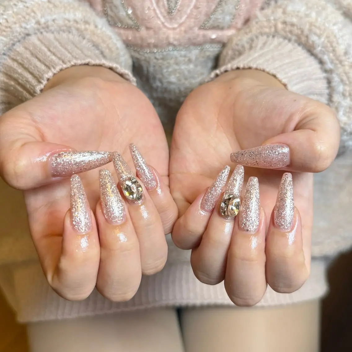 ネイル ボルドー ブラウン チークネイル ドット フットネイル ハンドネイル VAN NAIL 海老名展のネイルデザイン