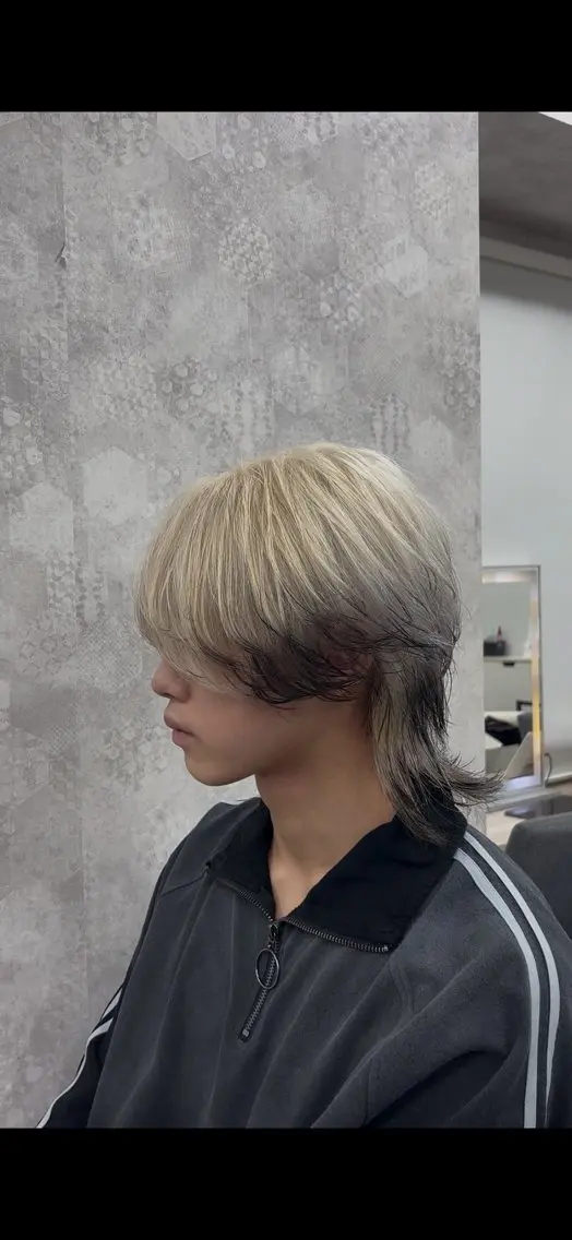 カラー メンズハイトーン 北斗💍レイヤーのヘアスタイル