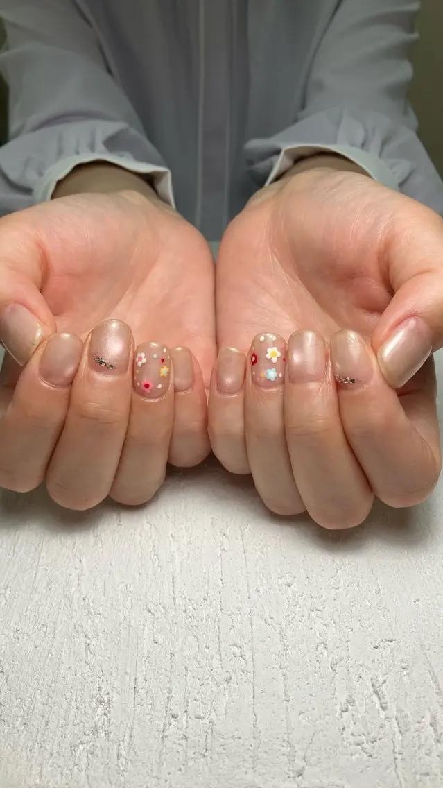 ネイル ホログラムネイル キラキラネイル 自宅サロンBloom 橋本のネイルデザイン