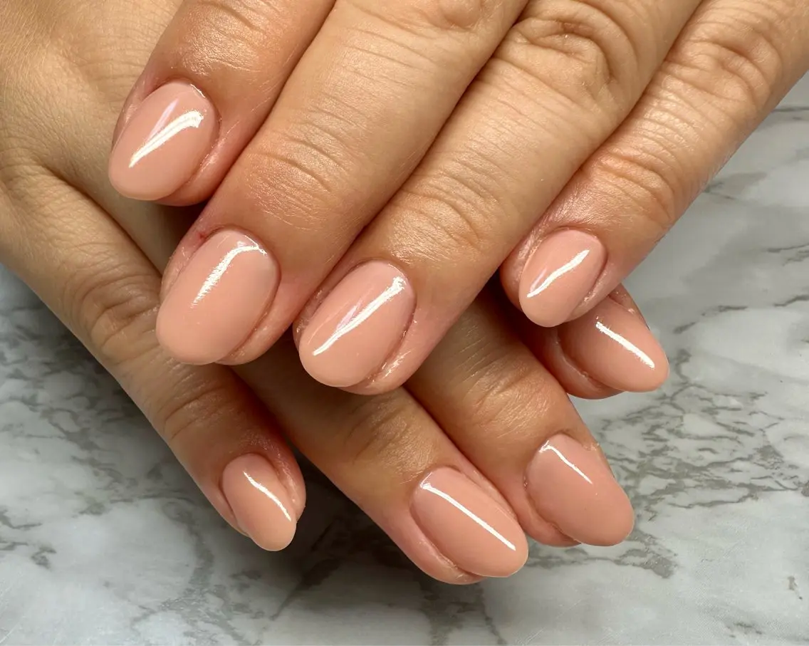 ネイル オーロラネイル ニュアンスネイル ワンカラーネイル Mai’s nailのネイルデザイン