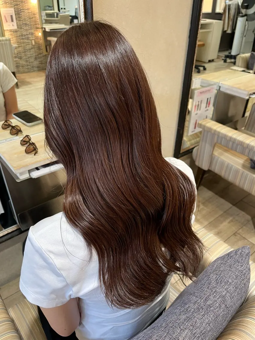 ロング カット ヘアカラー トリートメント あさだ しゅうたろうのヘアスタイル