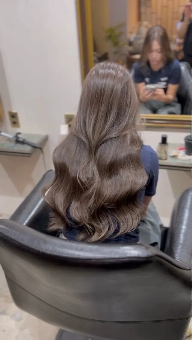 【ロング限定💖】アディクシーカラー(ブリーチなし)+韓国風カット+プラチナTR+RefaファインバブルVEENAの写真