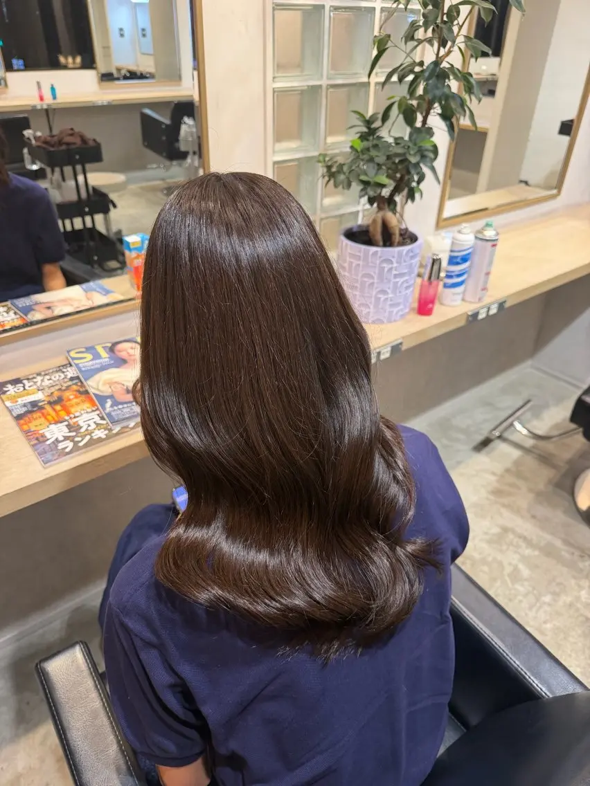 セミロング カラー おとあ 𐙚のヘアスタイル