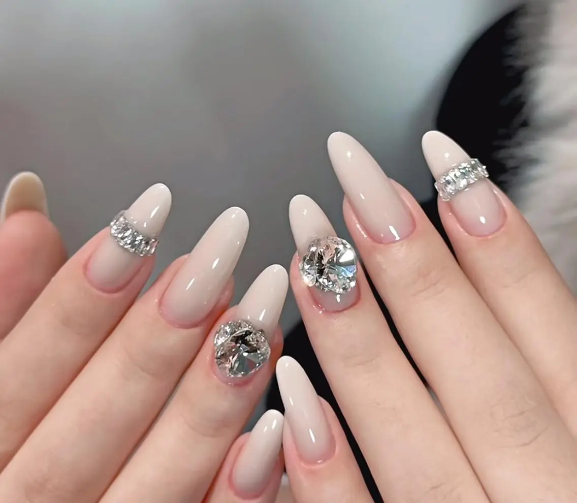 ネイル ハンドネイル Pure&Rich Nailのネイルデザイン
