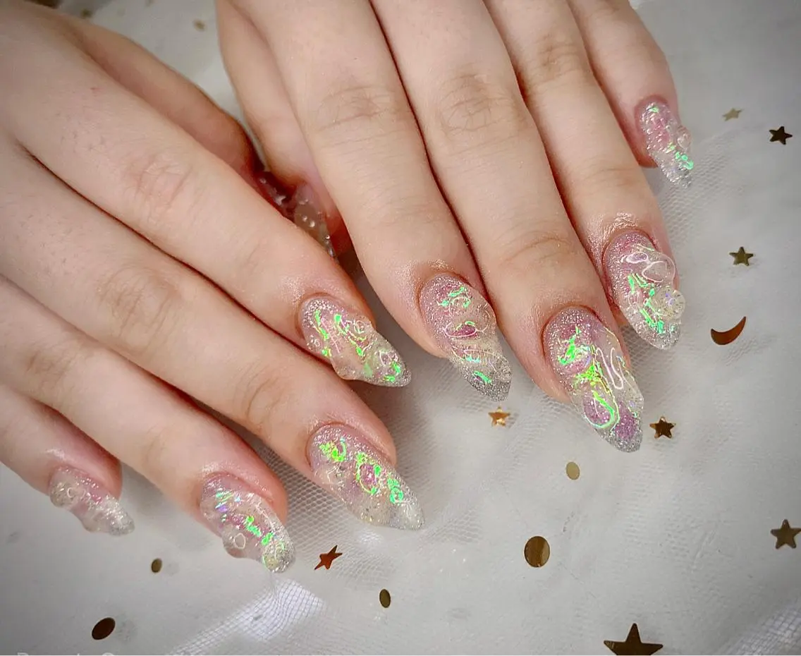 ネイル I-nailロング /ワンホン/キラキラのネイルデザイン