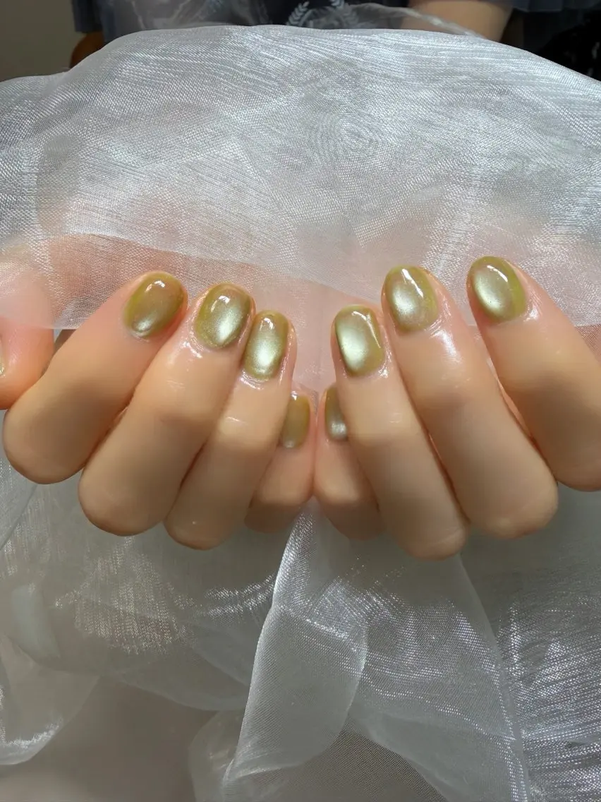 ネイル 氷ネイル・うるうるネイル マグネットネイル マグネットワンカラー ワンカラーネイル ハンドネイル nail room 凪のネイルデザイン