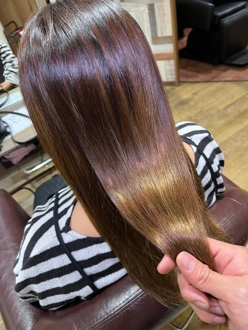 ロング かがみ/メンテナンス カット無料のヘアスタイル