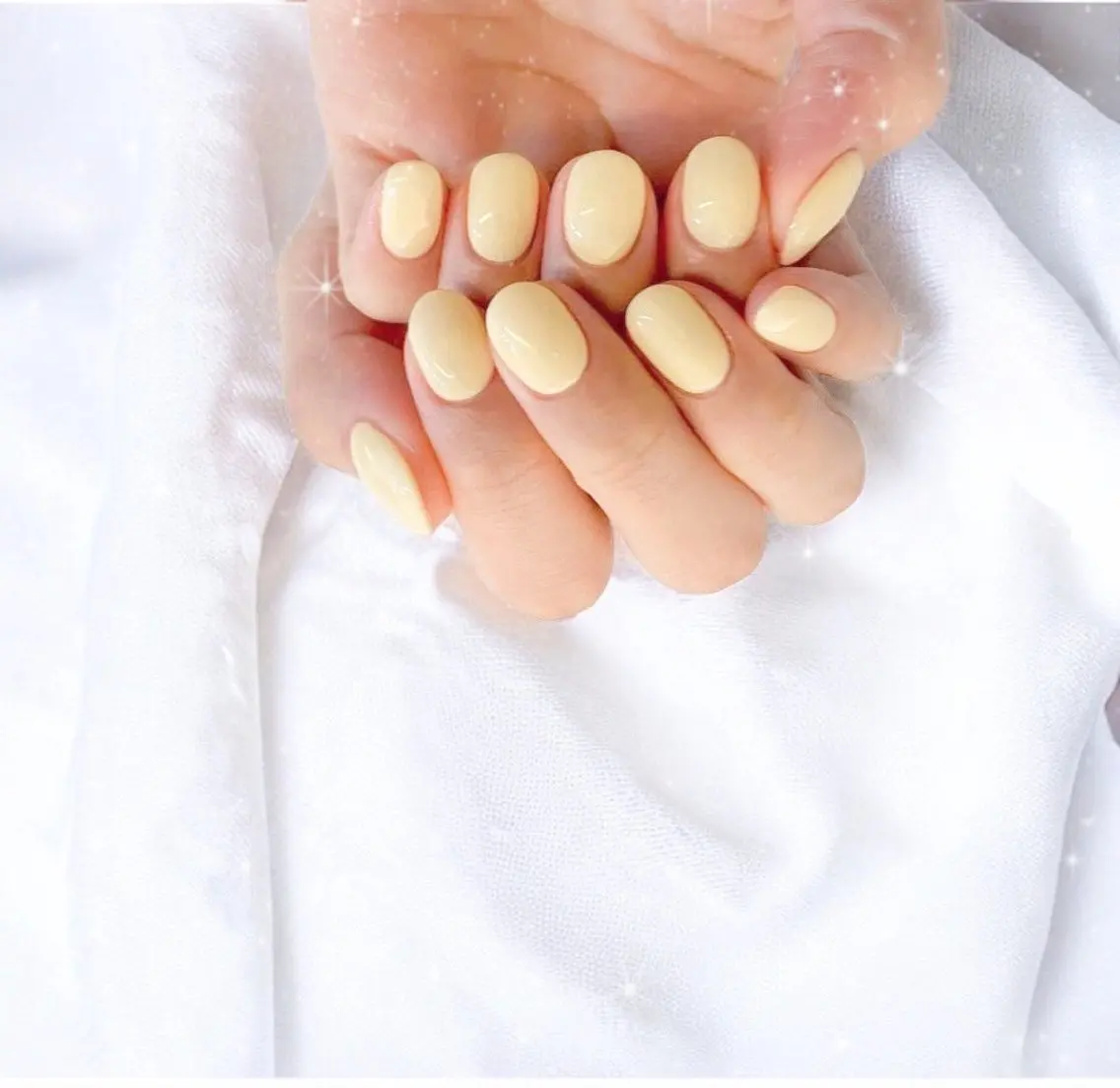 ネイル 黄色 フットネイル Best Nail Yu🎀🫧のネイルデザイン
