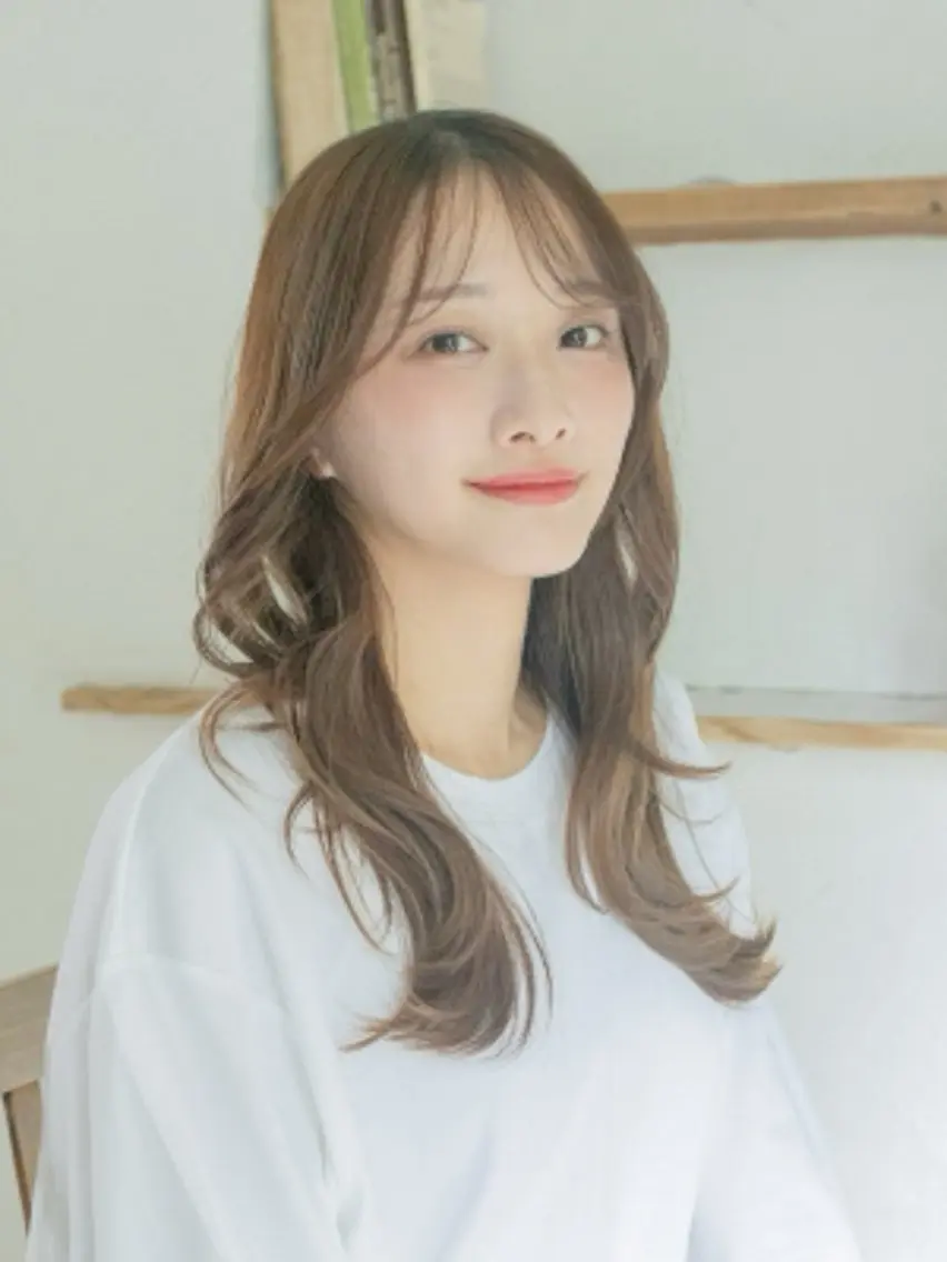 セミロング カラー カット ヘアカラー Amaris はらだのヘアスタイル